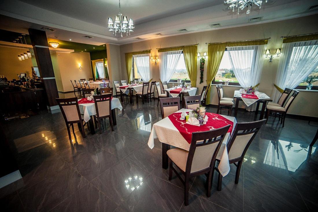 Hotel Ab Tychy Extérieur photo